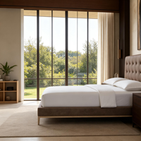 Lit à panneaux capitonnés en cuir avec base en chêne et cadre en métal, tête de lit rembourrée, taille personnalisée, finition pour villa, suite d'hôtel