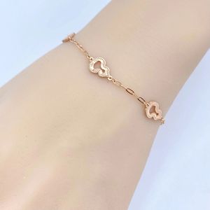 กำไลข้อมือทองคำขาว 18K รุ่น Xinfly ดีไซน์หรูหราประดับดอกไม้และลายฟักทอง - Product Image 4