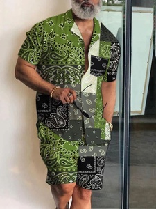 Nuevos conjuntos de <span class=keywords><strong>hombre</strong></span> estampado Patchwork solapa manga corta <span class=keywords><strong>Camisa</strong></span> Casual playa pantalones cortos verano hombres Streetwear vacaciones trajes hawaianos - Product Image 4