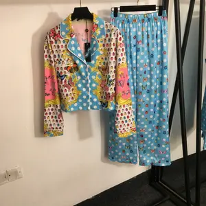 Novo terno de outono estilo casa pijama joaninha borboletas e bolinhas estampado camisa curta de manga comprida calças largas