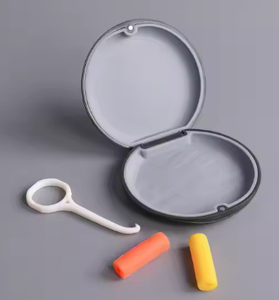 Kotak Aligner Gigi Mini Warna-warni UM Factory, Kotak Retainer Magnetik Tipis Lucu untuk Ortodontik, Cermin, LOGO Kustom, Aligner Gigi - Product Image 2