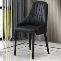 Chaise de salle à manger moderne de luxe haut de gamme avec pieds en fer et dossier confortable en cuir, idéale pour la maison, les loisirs et les salons de café
