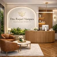 Comptoir de réception moderne et minimaliste pour bureau, salon, spa, hôtel, blanc