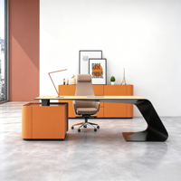 Bureau de direction moderne en forme de L, couleur orange, avec table incurvée pour cadre administratif, mobilier de bureau avec grand rangement