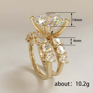 Set di Anelli di Fidanzamento Classici con Zirconi Rotondi a Quattro Punte per Donne, Gioielli alla Moda per Matrimoni e Feste - Product Image 4