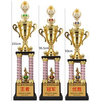 Trophée en plastique fait à la main de récompense de tasse de couleur de haute qualité pour la composition scolaire et l'artisanat de souvenir de thème de sports athlétiques