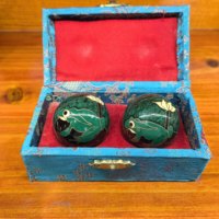 Boules de massage manuelles traditionnelles chinoises Shouxing en fer creux avec sonnerie pour soulager le stress