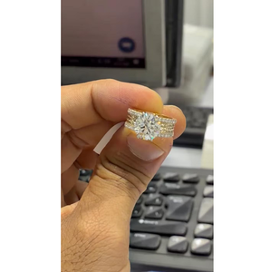 Anillo de Compromiso de Lujo con Halo de 5.00CT, Diamante Cultivado en Laboratorio, Corte Brillante, Oro Blanco, Anillo de Promesa Nupcial, Certificado IGI, Aniversario - Product Image 1