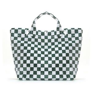 Sac fourre-tout imperméable à carreaux brillant pour femmes, sac de plage coloré à motif damier, facile à nettoyer, idéal pour les vacances d'été à la piscine et le shopping - Product Image 2