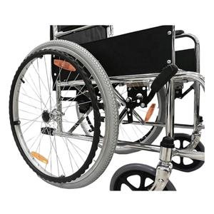 Comoda comoda sedia a rotelle pieghevole manuale con supporto IV per ospedali clinici - Product Image 2