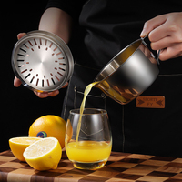 OEM ODM Handmatige Citruspers 550ml Gieter 304 RVS Dubbele Perskoppen Handpers Citroenenpers voor Bar Keuken