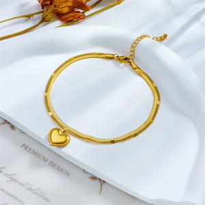 Chaîne de cheville double rang en acier inoxydable doré avec pendentif cœur gravé « Je t'aime », bijou de pied minimaliste pour femme au quotidien - Product Image 3