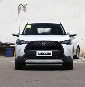 <span class=keywords><strong>Toyota</strong></span> <span class=keywords><strong>Corolla</strong></span> <span class=keywords><strong>Cross</strong></span> 2.0L d'occasion 2023, intérieur foncé, essence, offre spéciale Chine pour <span class=keywords><strong>2022</strong></span> 2023 2024 - Product Image 2