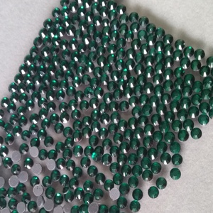 Strass thermocollants en cristal de diamant, pierres taillées à la machine, strass thermocollants plats à dos plat pour vêtements - Product Image 2