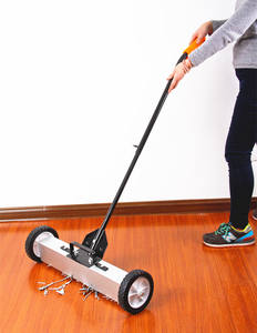2026 Dailymag Vente directe usine Balai magnétique de sol et de voirie 18" 24" 36" <span class=keywords><strong>pour</strong></span> <span class=keywords><strong>ramasser</strong></span> les <span class=keywords><strong>clous</strong></span> - Product Image 4