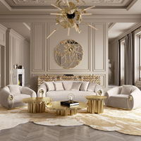 Table basse luxueuse en laiton poli avec placage en bois blanc, design unique en anneau de bois et finition vernie brillante