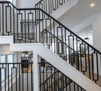 Balustrades et rampes d'escalier en acier inoxydable 304 découpées au laser, design moderne et luxueux pour balcon extérieur