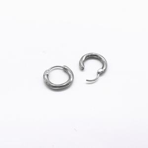 Pendientes de Aro Personalizados para Hombre, Acero Inoxidable 316L Hipoalergénico, Diseño Trenzado, Estilo Vintage Minimalista, Regalo - Product Image 3
