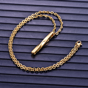 Collana catena clavicolare in acciaio inox placcato oro paglierino stile verticale rettangolare a forma di ciondolo Christian gioielli - Product Image 3