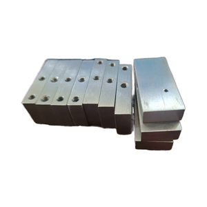 Service d'usinage VMC de haute qualité pour blocs en acier inoxydable - Product Image 2