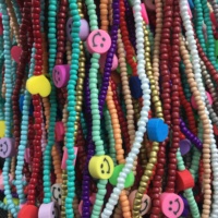 Chaîne de taille africaine classique Dazgirl en acrylique multicolore, bijoux de corps personnalisés pour femme avec logo, pour mariage et fête