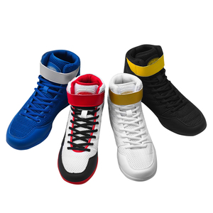 Chaussures de boxe en gros pour hommes et femmes, montantes, protection de la cheville, respirantes, pour le kickboxing et l'entraînement en salle de sport, pour distributeurs - Product Image 1