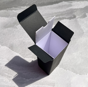 Xinrunjin personnalisé boîte en carton blanc conception de peau de vache carte noire + impression de plateau intérieur pour cosmétiques pour l'emballage de chaussettes cadeaux - Product Image 2