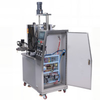 Machine de remplissage automatique pour bouteilles en verre, bocaux et boîtes de conserve, avec pompe à engrenages, pour sauce chili, pâte de viande, avec réservoir de chauffage et de mélange.