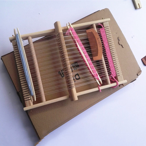 Grand métier à tisser en <span class=keywords><strong>bois</strong></span> DIY pour enfants, machine à tisser pour le développement intellectuel (couleur aléatoire <span class=keywords><strong>de</strong></span> la <span class=keywords><strong>laine</strong></span>) - Product Image 2
