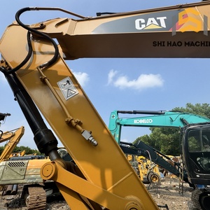 Excavatrice hydraulique sur chenilles Caterpillar CAT320D2 d'occasion, 20 tonnes, 90 % neuve, haute qualité, pour projets municipaux - Product Image 3