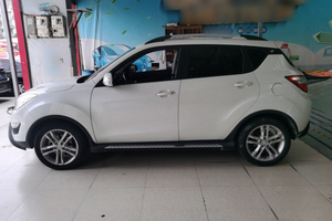Vehículos Chinos <span class=keywords><strong>de</strong></span> <span class=keywords><strong>Segunda</strong></span> <span class=keywords><strong>Mano</strong></span> Más Baratos, Baratos, con Volante a la Izquierda, Usados Changan CS35, Pequeños SUV <span class=keywords><strong>de</strong></span> Gasolina en Venta en China - Product Image 5