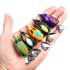 Señuelo de Silicona ALPHA con Doble Aspa - Cebo de Superficie Realista para Pesca de Largo Alcance de Cabeza de Serpiente y Lubina en Lagos, Arroyos y Ríos - Product Image 2
