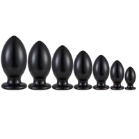 Jouet sexuel anal en TPE noir extra large Rugby - 6 tailles, 100% imperméable, matériau souple, extenseur anal pour masturbation en extérieur