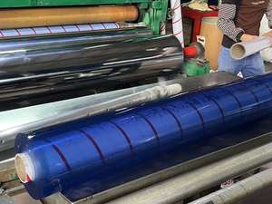 Película Adhesiva Ultra Transparente de PVC de Fábrica para Papel Tapiz de PVC y Películas Decorativas Autoadhesivas - Product Image 3