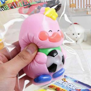 ของเล่นบีบคลายเครียดรูปครอบครัวลูกเป็ดน่ารัก ทีมฟุตบอล สนุกสนาน พร้อมเสียงเพลง ช่วยผ่อนคลายอารมณ์ ฝึกการมองเห็น และพัฒนาสติปัญญา - Product Image 3