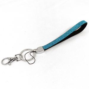 Bracelet de téléphone personnalisé avec logo, strass en fer, diamants étincelants, lanière de poignet en cristal, porte-clés de voiture scintillant de luxe - Product Image 6