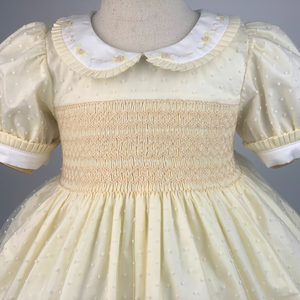 Fabricant de robe de princesse smockée à motif personnalisable Vêtements pour enfants silhouette droite de bonne qualité Fêtes de bébé en dentelle - Product Image 1