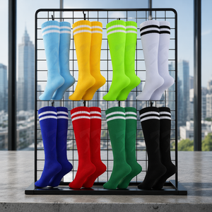 Chaussettes de sport pour hommes en coton de haute qualité, absorbant la transpiration et respirantes, pour le sport de plein air, le basketball, le football - Product Image 4