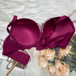 Soutien-gorge push-up à armatures grande <span class=keywords><strong>taille</strong></span> pour <span class=keywords><strong>femme</strong></span>, confortable et respirant, coupe D, vente directe usine ZM105D - Product Image 3
