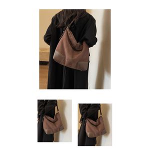 Sac fourre-tout hobo marron en faux daim pour femme avec sangle réglable, idéal pour le bureau, les voyages et le quotidien - Product Image 5
