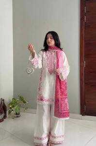 ชุดเดรสอินเดียปากีสถานปักลายสีชมพูขาว พร้อมผ้าคลุมไหล่ กางเกงปาลาซโซ่ สำหรับงานปาร์ตี้และงานแต่งงาน - Product Image 2
