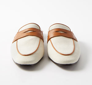 Top Classic Look Nieuw Design Vrouwen Sandaal Dames Platte Slipper Muilezel Schoenen Mode Trend Casual Stijl - Product Image 3