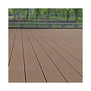 Planches de <span class=keywords><strong>terrasse</strong></span> en WPC cannelées en gros, <span class=keywords><strong>terrasse</strong></span> en <span class=keywords><strong>bois</strong></span> composite plastique d'extérieur, dalles de <span class=keywords><strong>terrasse</strong></span> imperméables - Product Image 6