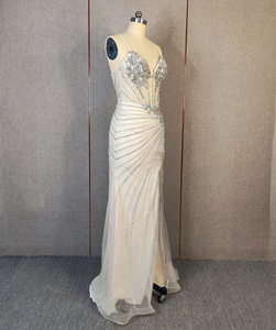 Abito da sera lungo a <span class=keywords><strong>sirena</strong></span> con spacco, spalline sottili, vita naturale, in cristallo plissettato, ecologico, per laurea - Product Image 2