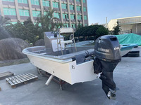 Bateau de pêche en fibre de verre renforcée Momokai 18FR de 5,8 mètres, bateau de travail pratique pour la pêche côtière, les loisirs familiaux en bord de mer