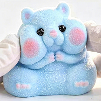 Nouveau Jouet Créatif 2026 en Forme de Hamster Bleu Moelleux Fait Main, Jouet de Décompression à Presser pour Réduire la Tension