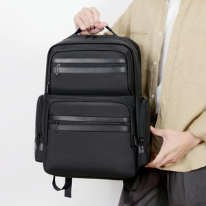Sac à dos professionnel pour homme, design élégant, écologique, portable, imperméable, en polyester, grande capacité, multifonctionnel, pour ordinateur portable, design arqué - Product Image 3