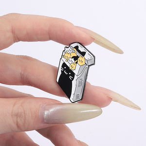 Algunas personas pensaron que era demasiado intenso esmalte Pin gato de dibujos animados caja de cigarrillos Fumar <span class=keywords><strong>mata</strong></span> broche solapa insignia joyería regalos - Product Image 4
