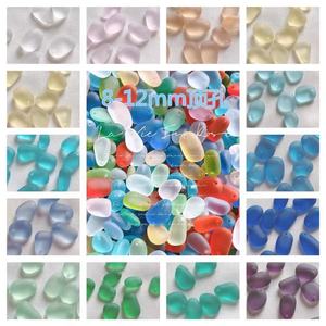 Boucles d'oreilles pendantes en verre de mer en forme de larme, plaquées or, avec pierres de verre de mer, collection Summer Beach Life Journey Organic Shape - Product Image 4