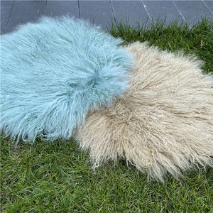 Manta de Piel de Oveja Natural para Sofá, Ideal para Fotografía de Bebés - Product Image 3